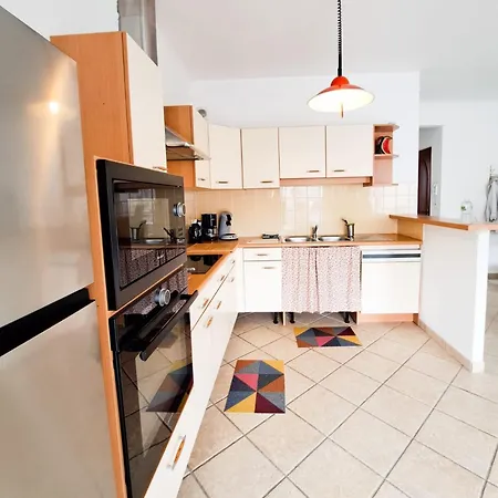Le Petit Royan - Appartement Hyper Centre Ville, 2 Min De La Plage Et Des Commerces Exterior foto