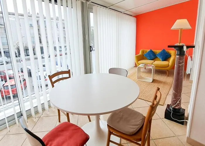 Le Petit Royan - Appartement Hyper Centre Ville, 2 Min De La Plage Et Des Commerces