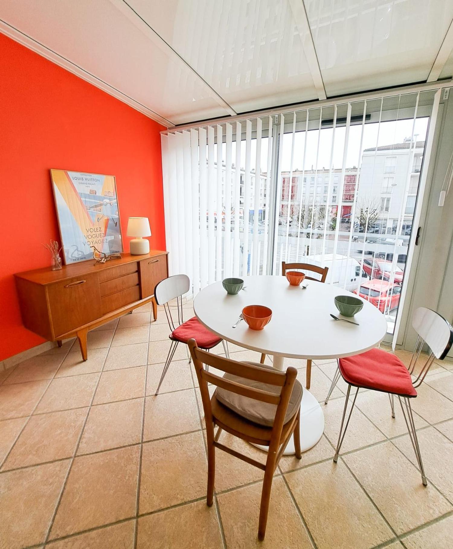Le Petit - Hyper Centre Ville, 2 Min De La Et Des Commerces * Royan
